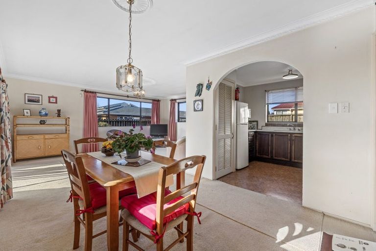 Photo of property in 2/58 Birdwood Avenue, Papatoetoe, Auckland, 2025