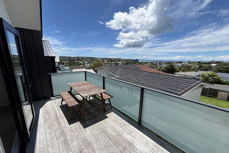 Photo of property in 774b Whangaparaoa Road, Manly, Whangaparaoa, 0930