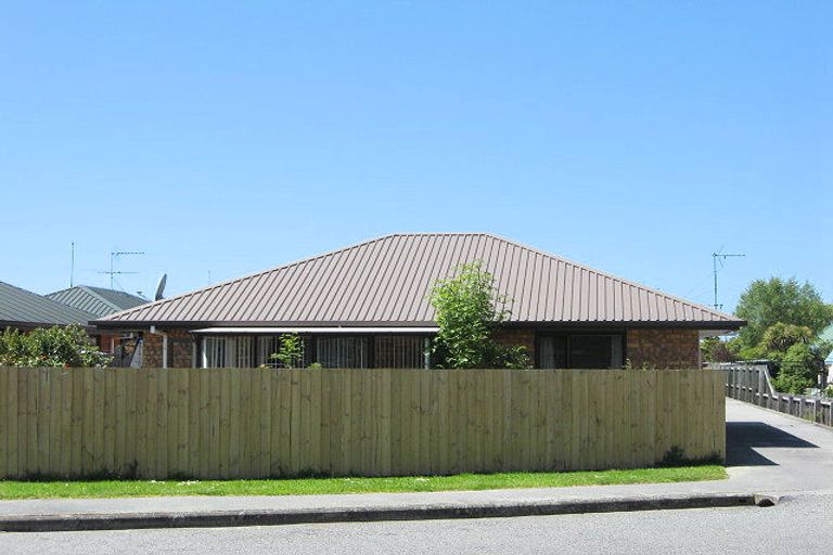 Photo of property in 82c Percival Street, Rangiora, 7400