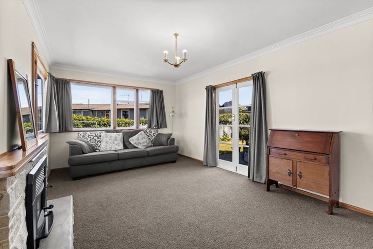 Photo of property in 4 Avon Terrace, Taradale, Napier, 4112