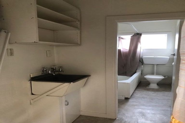 Photo of property in 186 Edgeware Road, Edgeware, Christchurch, 8013