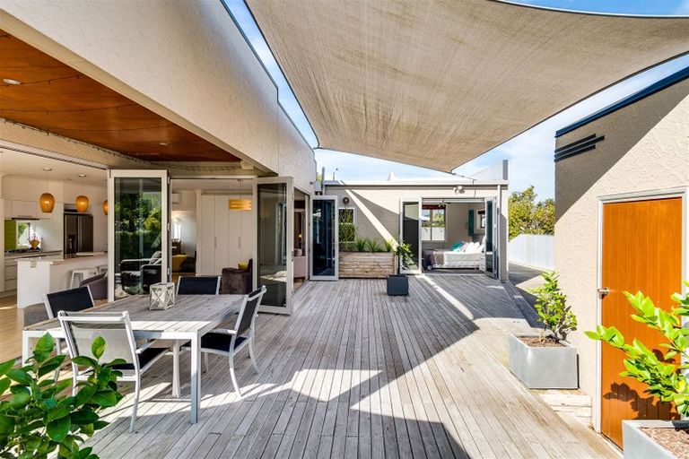 Photo of property in 43 Sanders Avenue, Marewa, Napier, 4110