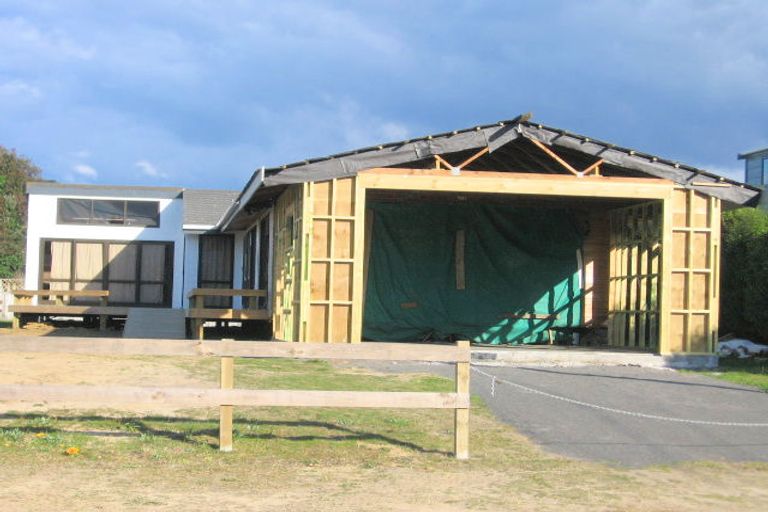 Photo of property in 306 Linton Crescent, Whangamata, 3620