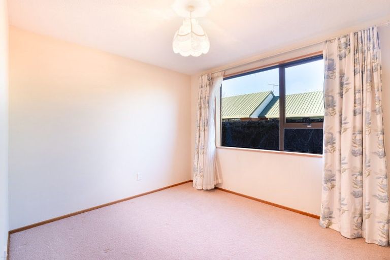 Photo of property in 178 Hawthornden Road, Avonhead, Christchurch, 8042
