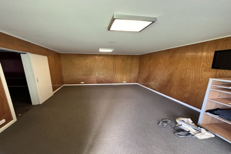 Photo of property in 20 Karaka Street, Merrilands, New Plymouth, 4312