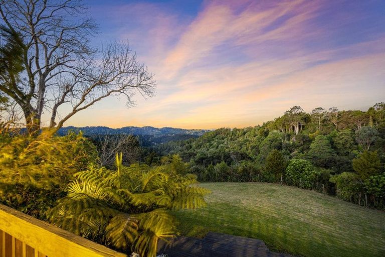 Photo of property in 3 Laingfield Terrace, Laingholm, Auckland, 0604