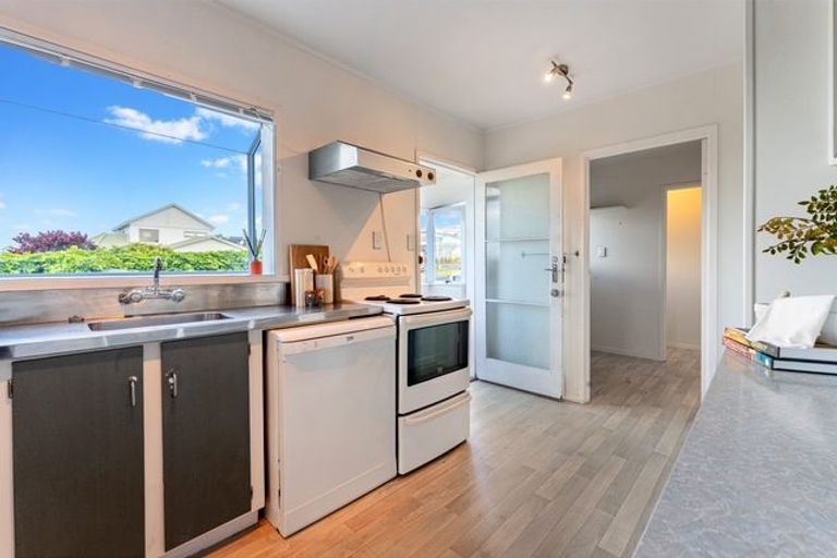 Photo of property in 34 Bay Street, Red Beach, 0932