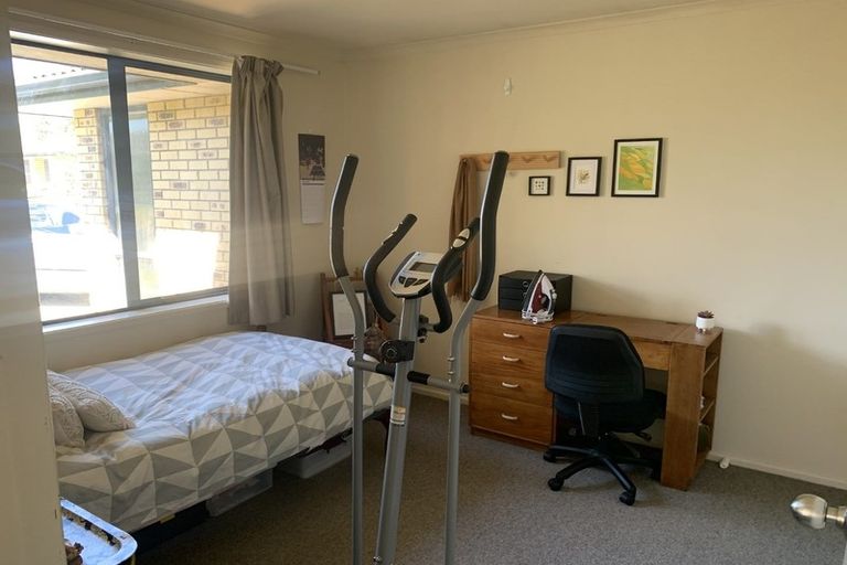 Photo of property in 10 Locksley Lane, Hamilton East, Hamilton, 3216