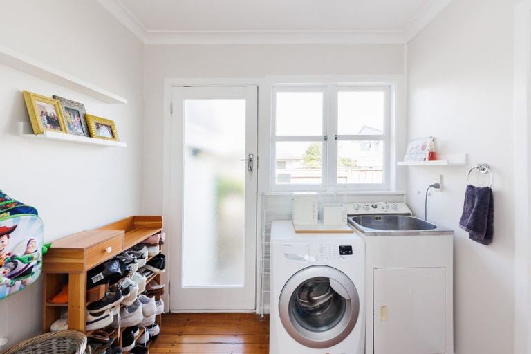 Photo of property in 5 Sheffield Street, Awapuni, Palmerston North, 4412