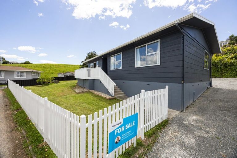 Photo of property in 13 Pygmalion Place, Dinsdale, Hamilton, 3204