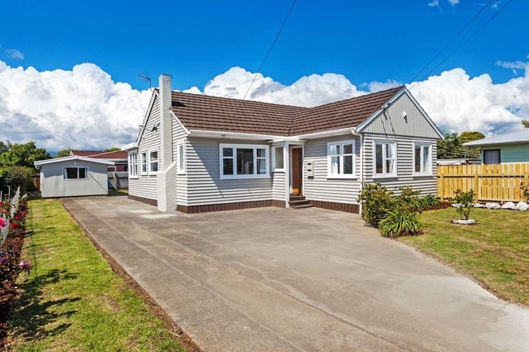Photo of property in 1/11 John Street, Mangere East, Auckland, 2024