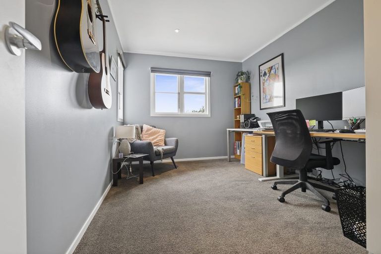 Photo of property in 18 Richmond Street, Cambridge, 3434