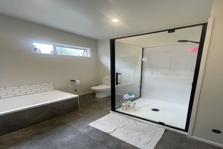 Photo of property in 1 The Spinney, Titahi Bay, Porirua, 5022