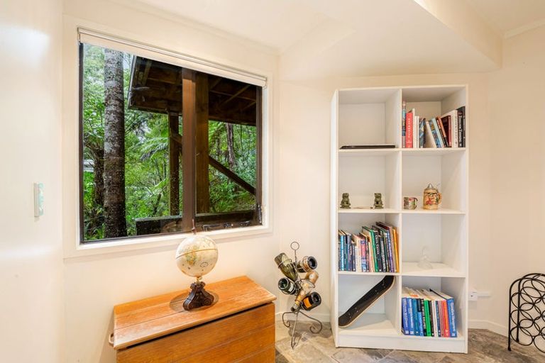 Photo of property in 66 Shetland Street, Glen Eden, Auckland, 0602