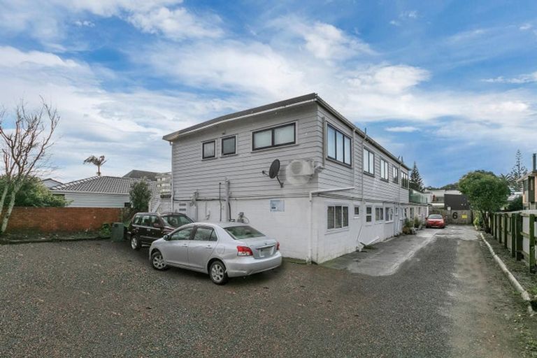 Photo of property in 7/19 Milton Road, Orewa, 0931