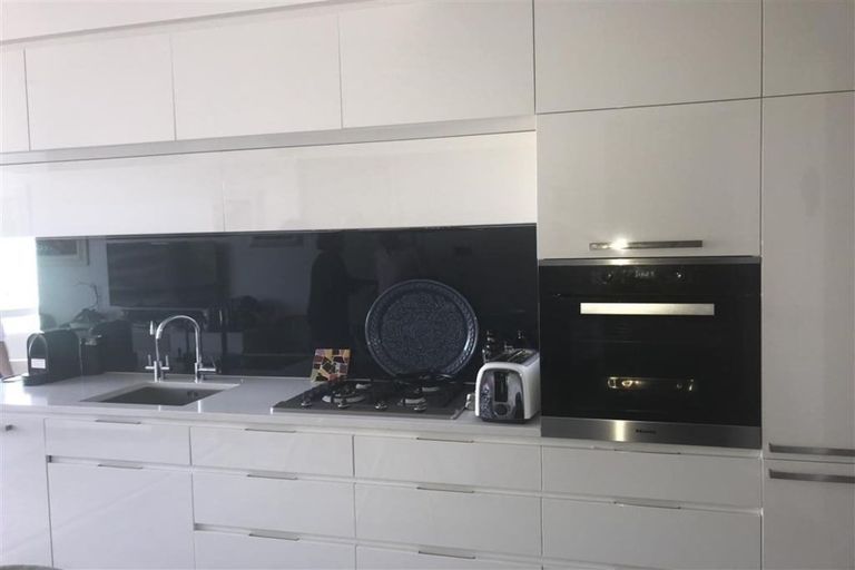 Photo of property in 807/1u Market Lane, Wellington Central, Wellington, 6011