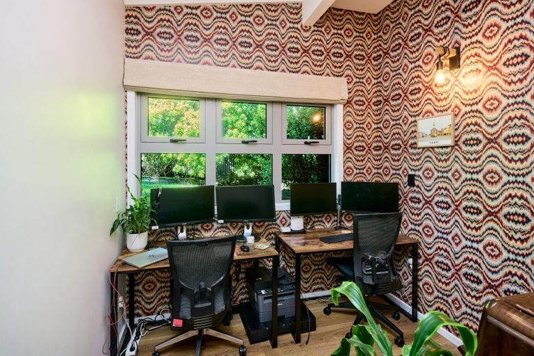 Photo of property in 41c Chatsworth Road, Silverstream, Upper Hutt, 5019