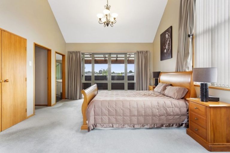 Photo of property in 11 Milesbrook Close, Rangiora, 7400