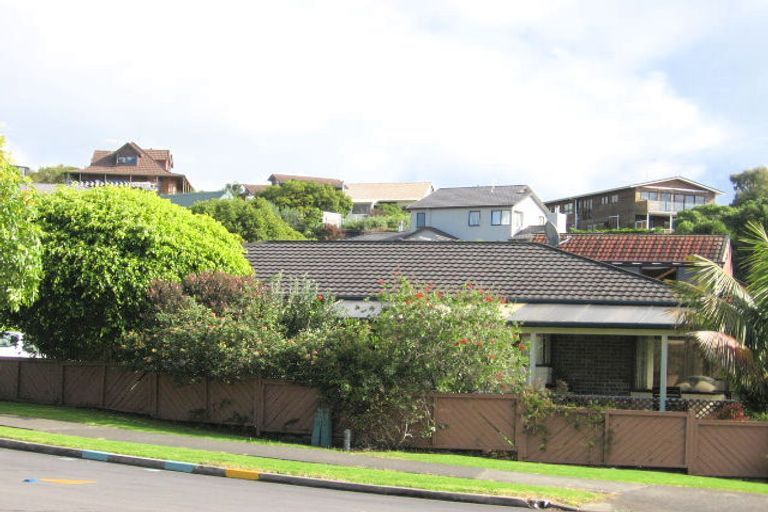Photo of property in 61a William Bayes Place, Red Beach, 0932