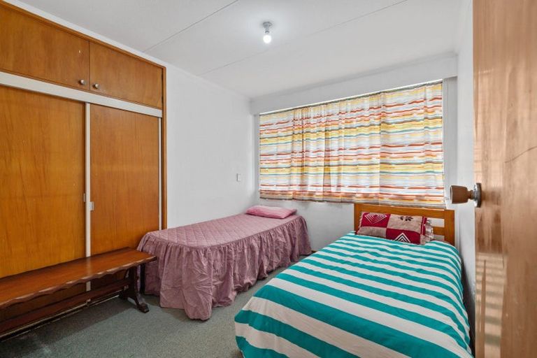 Photo of property in 2 Ajax Place, Highbury, Palmerston North, 4412