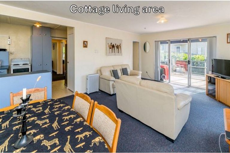 Photo of property in 78 Seaview Road, Paraparaumu Beach, Paraparaumu, 5032