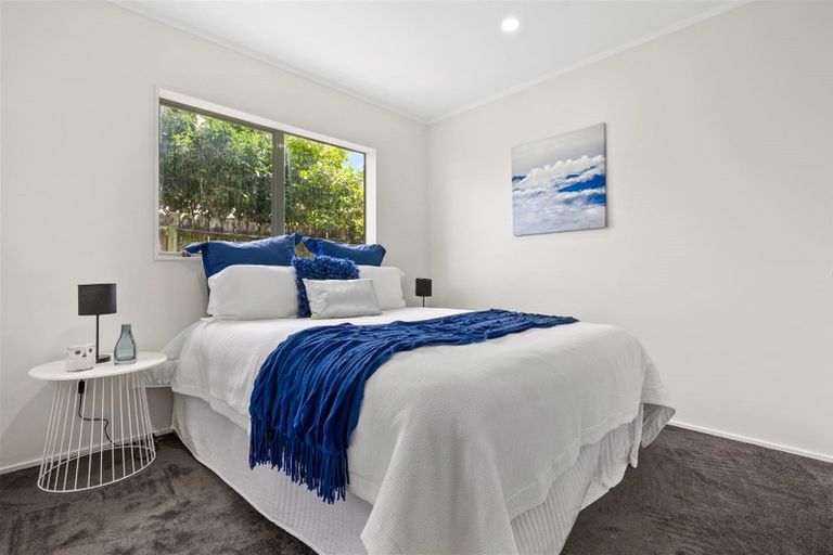 Photo of property in 8 Pono Place, Waiuku, 2123