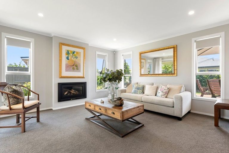 Photo of property in 34 Awatira Drive, Papamoa Beach, Papamoa, 3118
