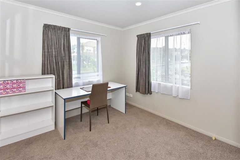 Photo of property in 23 Coachman Drive, Flat Bush, Auckland, 2016