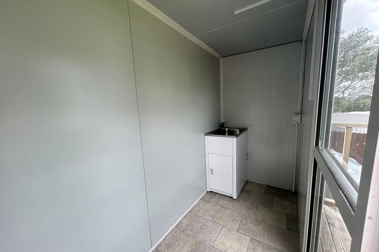 Photo of property in 203 Don Buck Road, Massey, Auckland, 0614