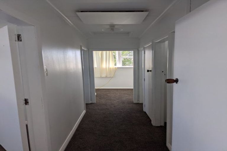 Photo of property in 9 Temuera Street, Otaki, 5512