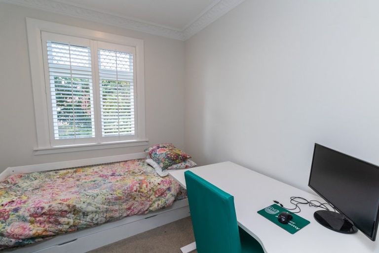 Photo of property in 16 Tisdall Street, Karori, Wellington, 6012