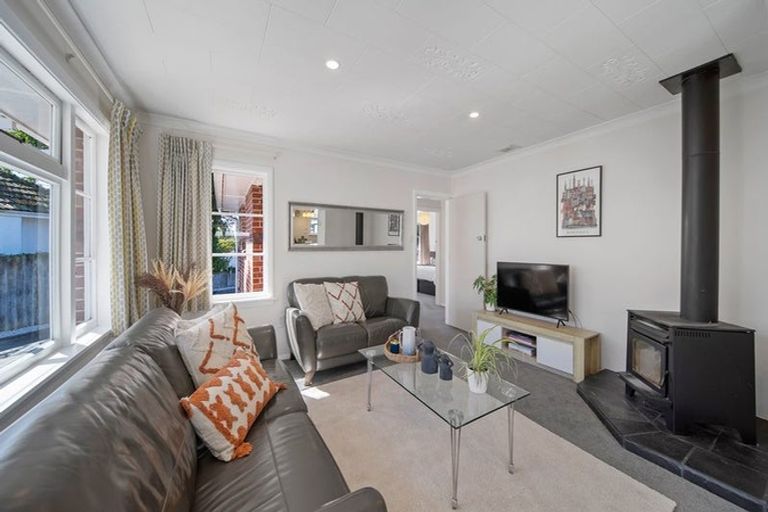 Photo of property in 17 Spurway Place, Mairehau, Christchurch, 8013