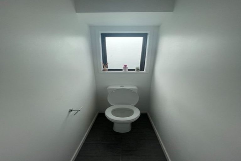 Photo of property in 4 Ririno Place, Manurewa, Auckland, 2102
