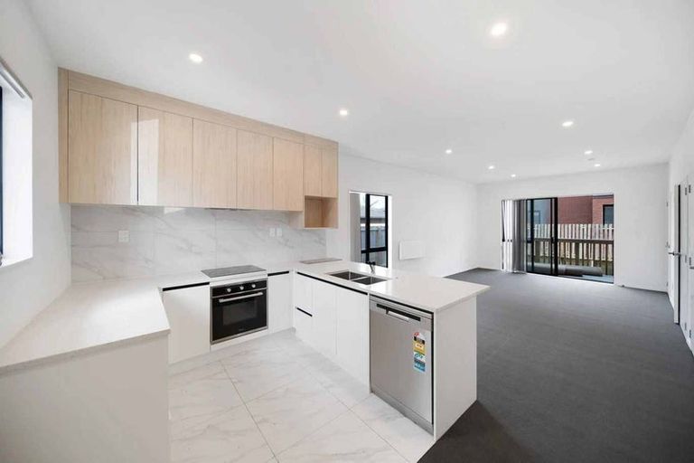 Photo of property in 17 Aumarire Lane, Favona, Auckland, 2024