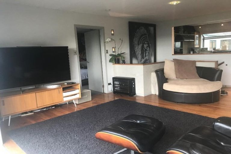 Photo of property in 2/11 Montrose Terrace, Mairangi Bay, Auckland, 0630