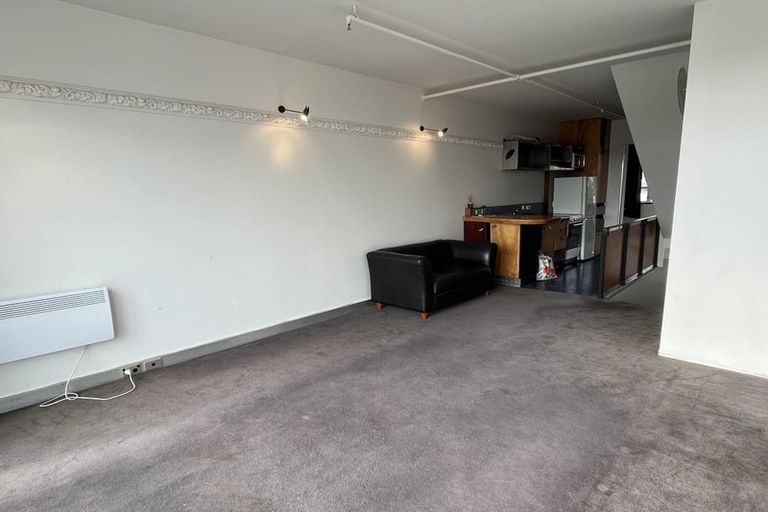 Photo of property in Qba Apartments, 4u/51 Webb Street, Mount Cook, Wellington, 6011