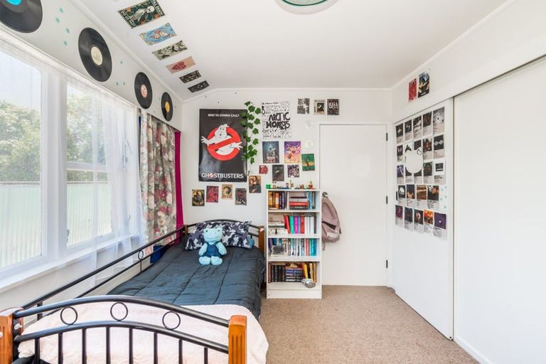 Photo of property in 2 Leybourne Avenue, Waikanae, 5036