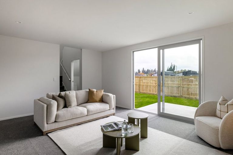 Photo of property in 5 Victor Way, Hamilton Lake, Hamilton, 3204