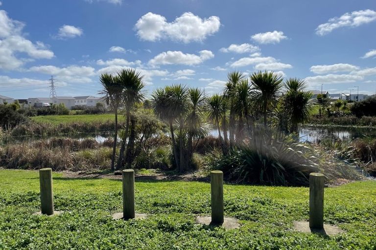 Photo of property in 55a Soaring Bird Drive, Takanini, 2112