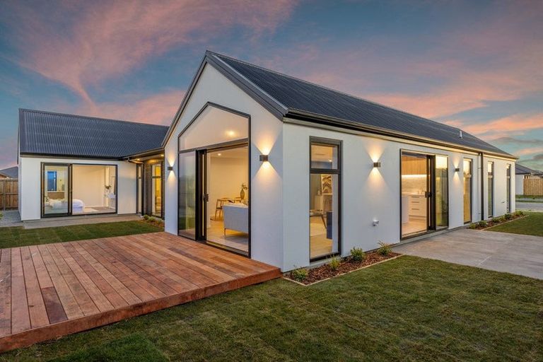 Photo of property in 9 Eyles Street, Marshland, Christchurch, 8083