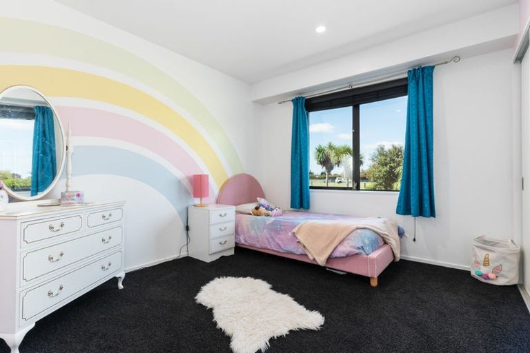 Photo of property in 33 Mchugh Crescent, Darfield, 7510