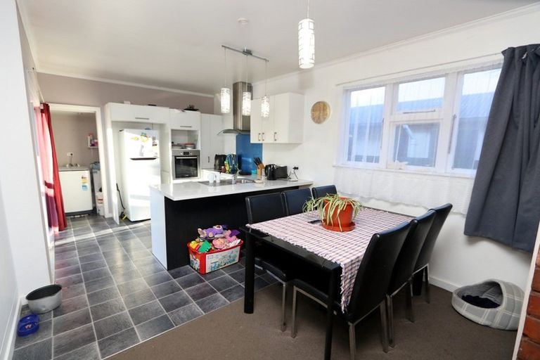 Photo of property in 129 Mcmurdo Street, Tinwald, Ashburton, 7700