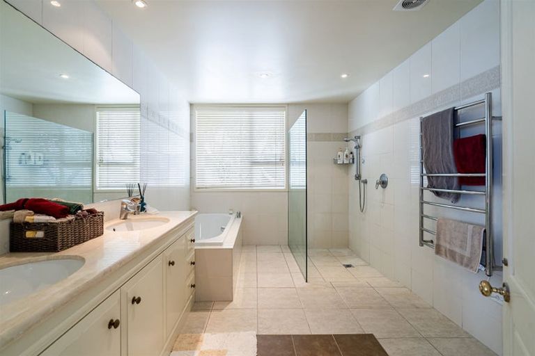 Photo of property in 363a Hibiscus Coast Highway, Orewa, 0931