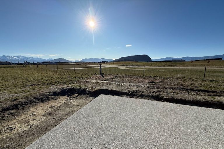 Photo of property in 31 Packer Road, Wanaka, 9382