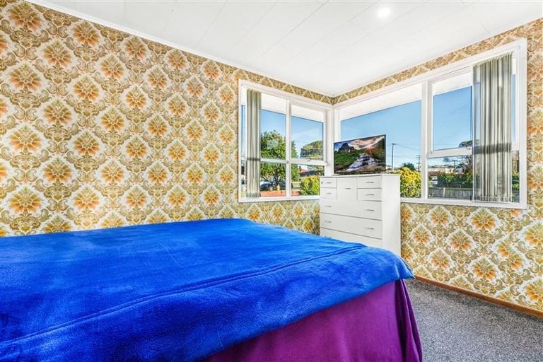 Photo of property in 525 Massey Road, Mangere, Auckland, 2022