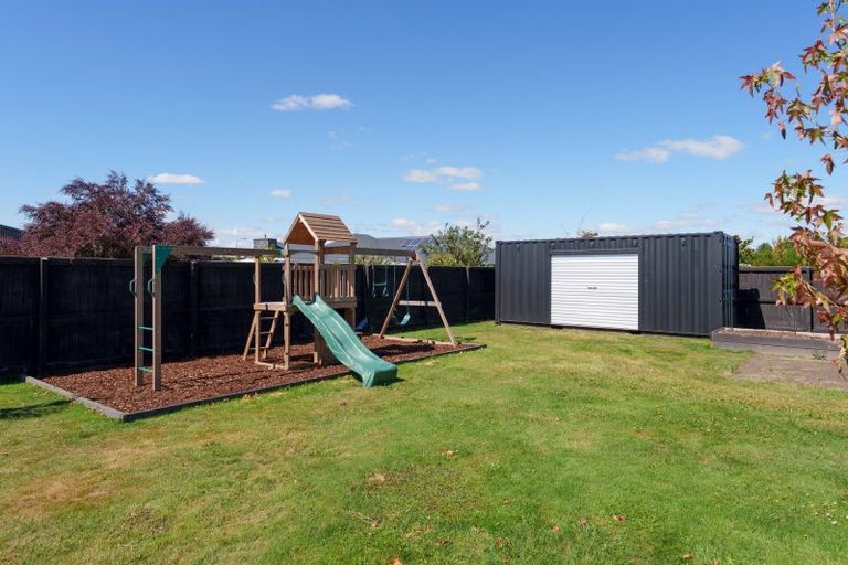 Photo of property in 10 Silver Peaks Drive, West Melton, 7618