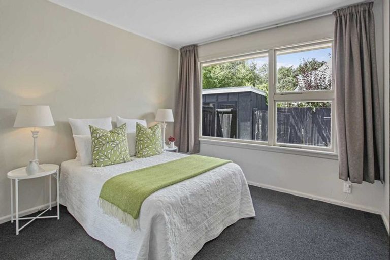 Photo of property in 3/84 Holly Road, St Albans, Christchurch, 8014