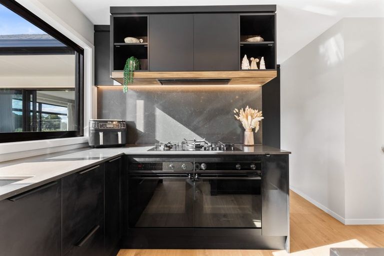 Photo of property in 51 Pigeon Valley Road, Wakefield, 7025