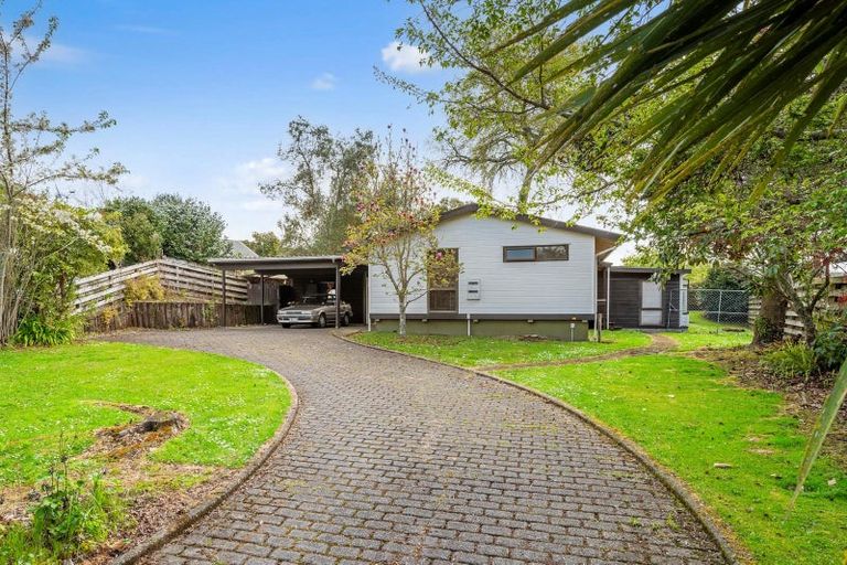 Photo of property in 16 Icarus Place, Sunnybrook, Rotorua, 3015