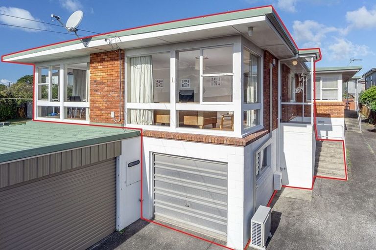 Photo of property in 1/9 Kawerau Avenue, Devonport, Auckland, 0624